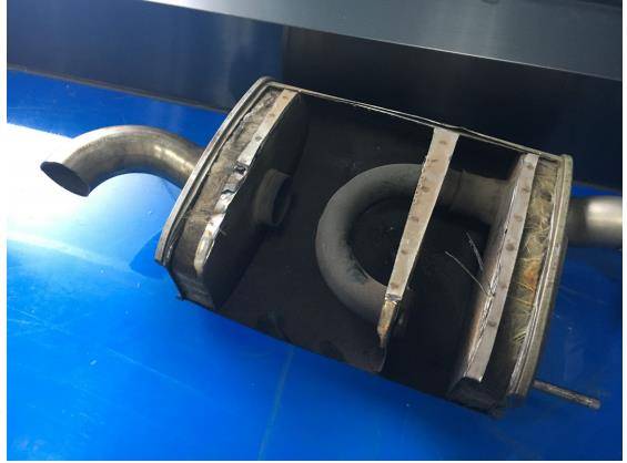 The auto exhaust pipe for Ford Mustang completed by traditional technology and design